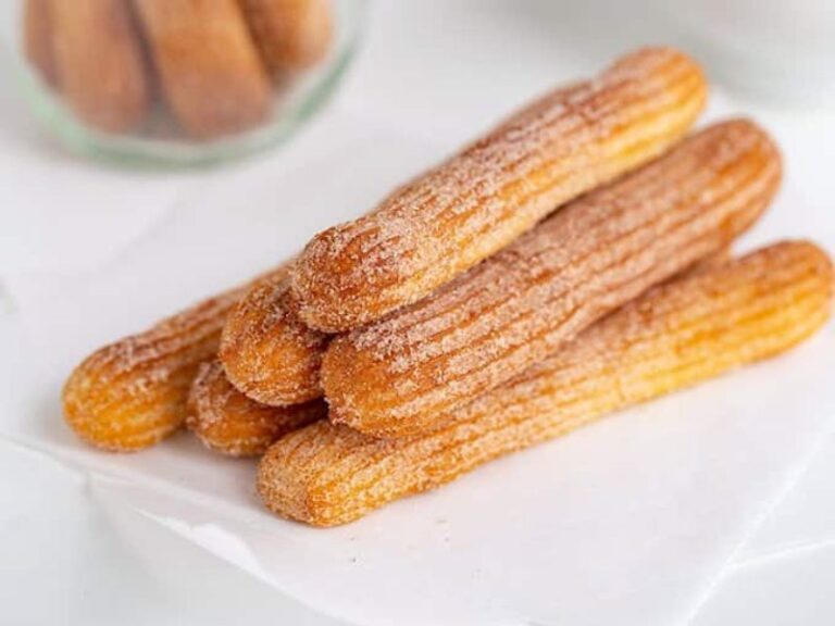 How to Reheat Churros